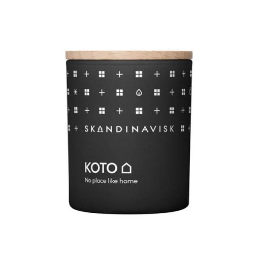 Skandinavisk Tuoksukynttilä, Koto